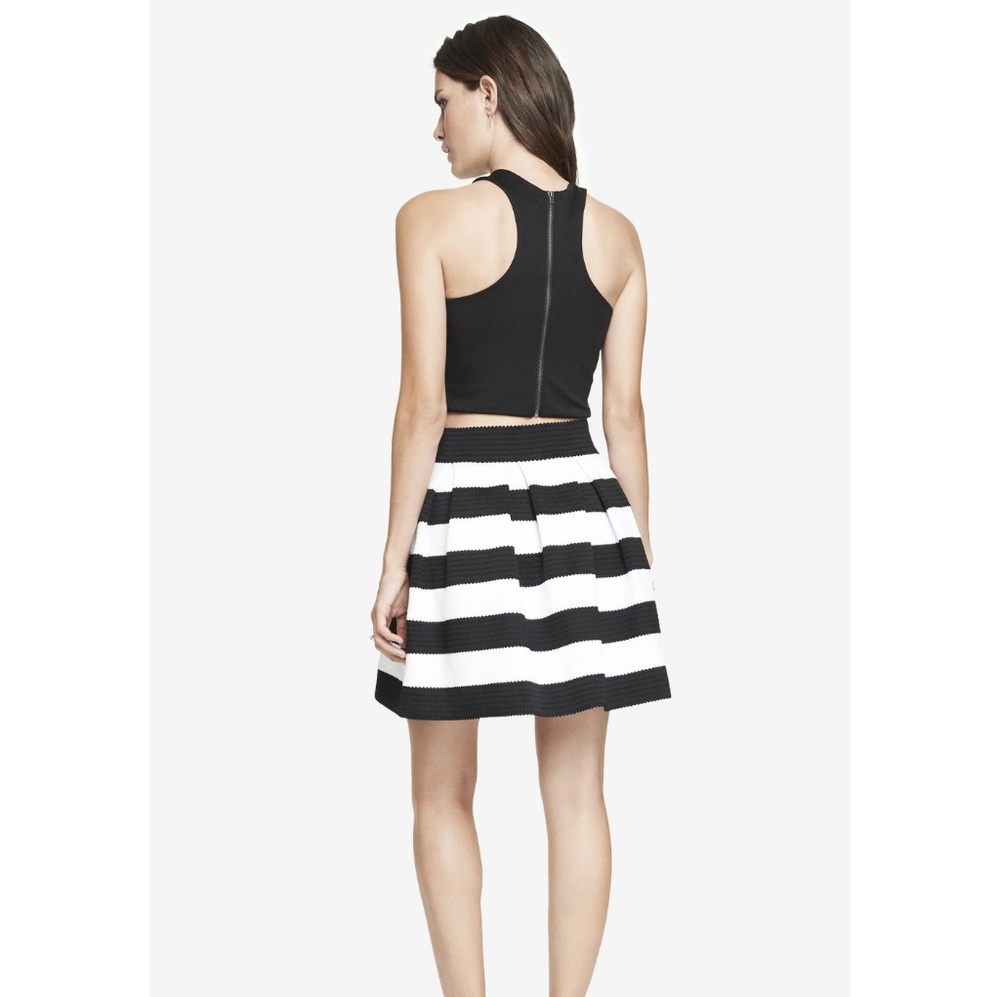 ⚡EXPRESS Black & White High Waisted Elastic Skirt